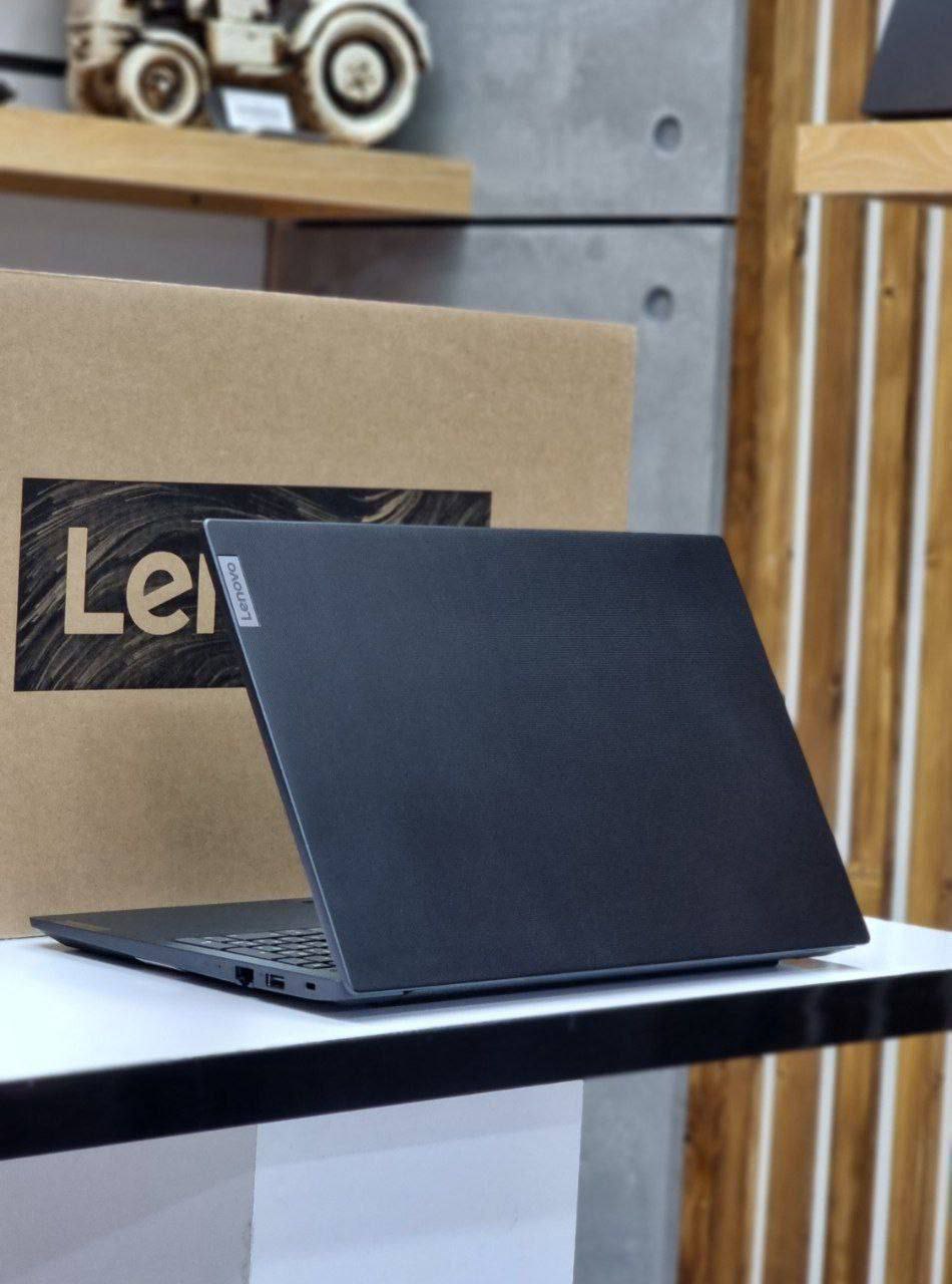 Lenovo v15